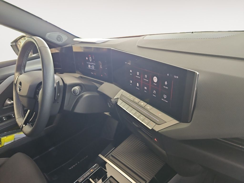 Fahrzeugabbildung Opel Astra Sports Tourer 1.2 Turbo Automatik GS Navi