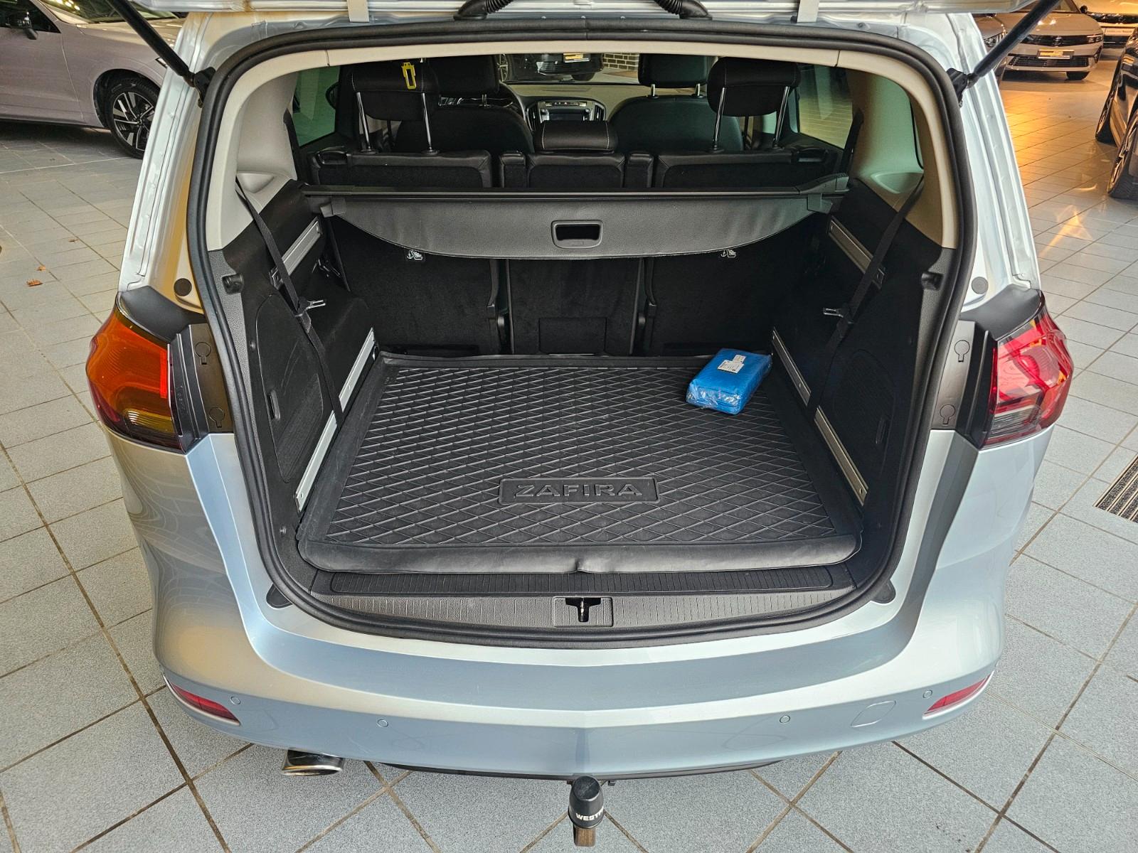 Opel Zafira C Tourer Business Inno Pano AHK 7-Sitzer