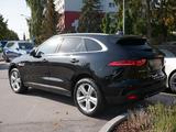 Jaguar F-Pace Prestige 25d AWD+360°KAMERA+SCHIEBEDACH++ - Jaguar: Schwarz
