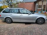 BMW 320i Touring - BMW 320 aus 2001: Kombi