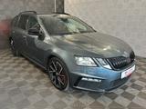 Skoda Octavia Combi 2.0 TSI*RS*LED-PANO-MEMO-SPUR-TEMP - Skoda Octavia: Tsi Combi