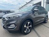 Hyundai TUCSON 2.0 CRDI Style blue / WR - Hyundai TUCSON: 2.0