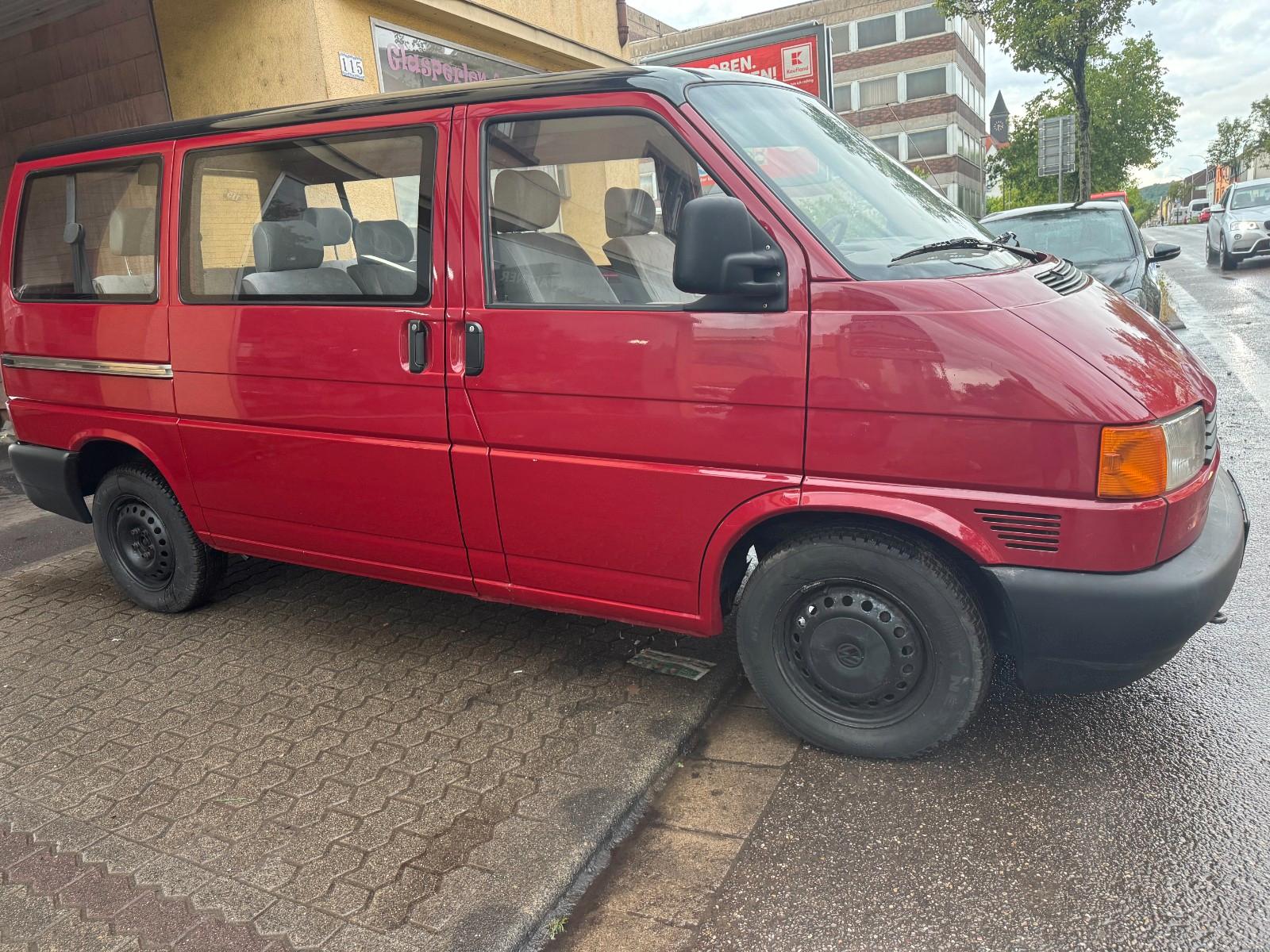 Volkswagen T4 Transporter 1.Hand neu TÜV