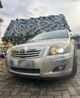 Toyota Avensis D-4D 2.0 - Toyota Avensis in Hannover