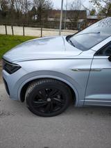 Volkswagen Touareg 4.0 V8 TDI 310kW 4MOT Tiptr. R-Line ... - Volkswagen Touareg in Duisburg