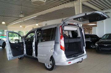 Ford Tourneo Connect  1.6TDCi Titanium PANODACH-AHK-