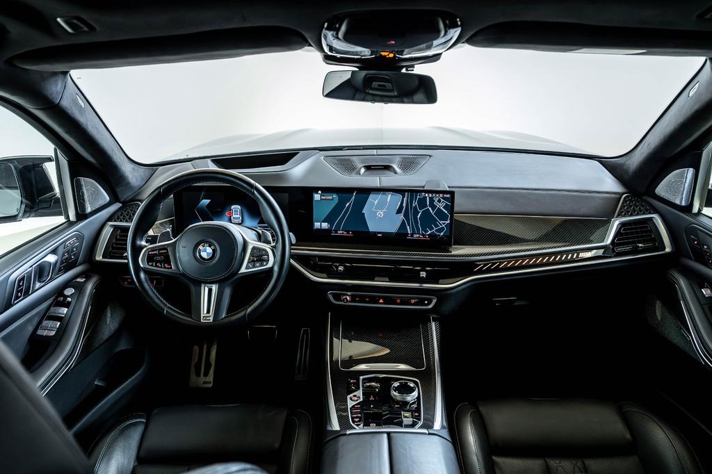 BMW X7 M60