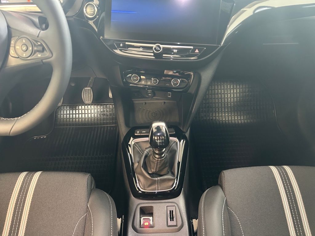 Fahrzeugabbildung Opel Corsa 1.2 GS Sitzheizung Navigation CarPlay PDC