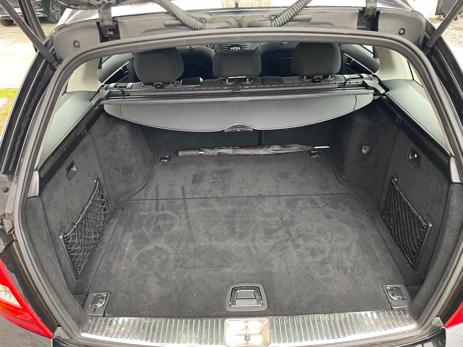 Mercedes-Benz C200 2013 — photo 8
