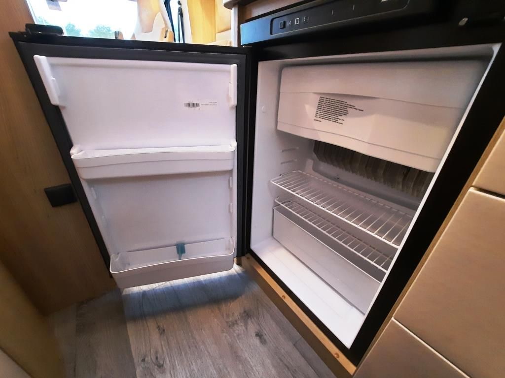 Fahrzeugabbildung LMC Cruiser V 646 G Solar/Sat/18.658,- € sparen!