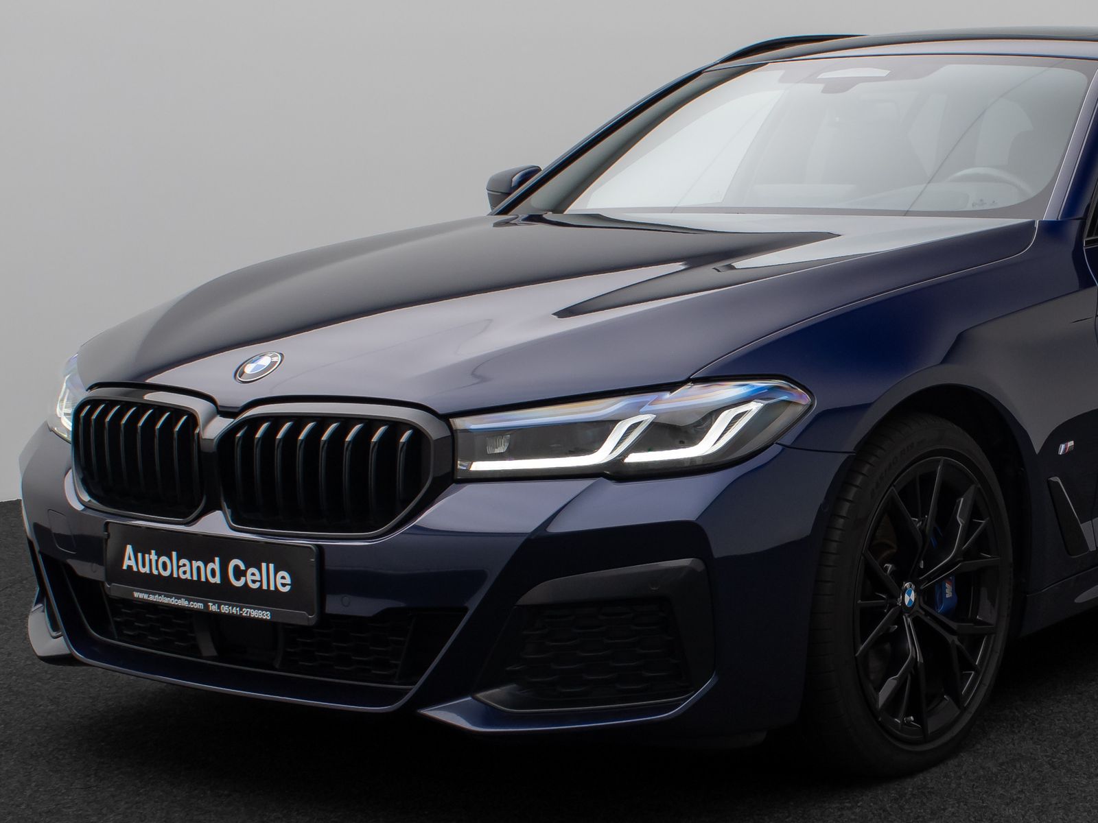 Fahrzeugabbildung BMW 520d xD M Sport FondEnt DAB Kamera Laser H/K 19"