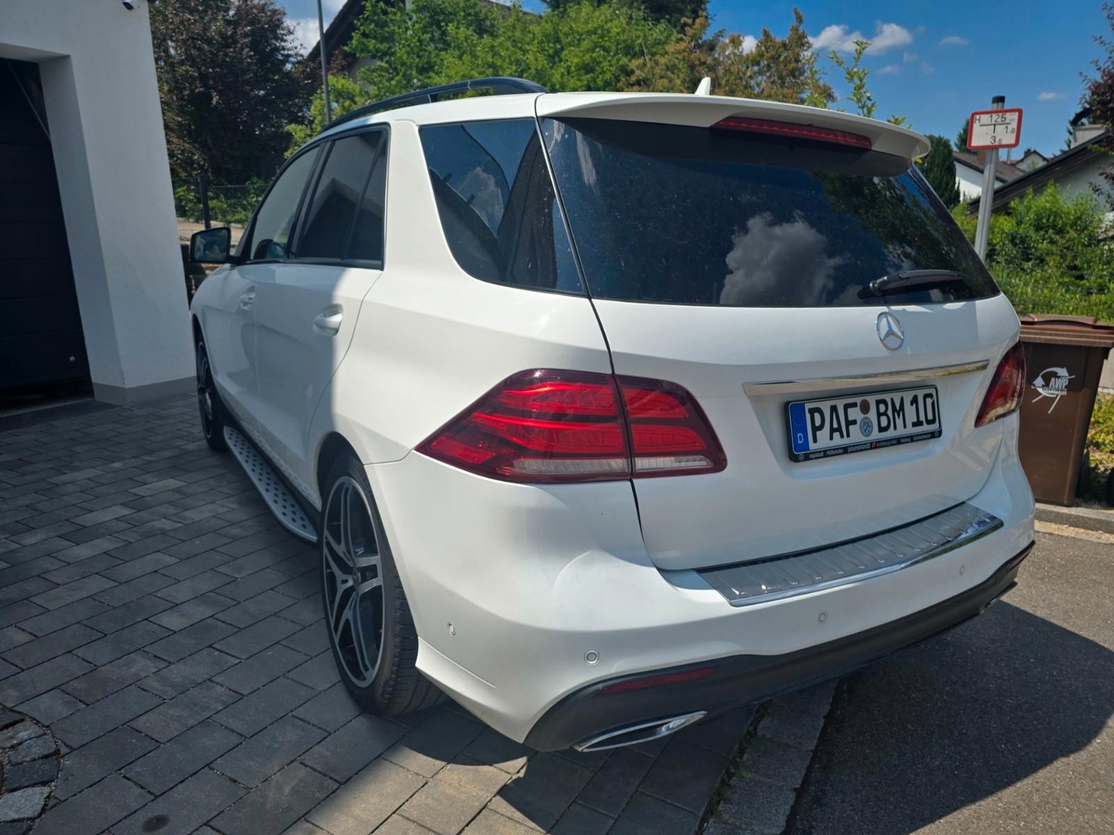 Mercedes-Benz GLE 350 d 4MATIC -Motor NEU bei 98tkm