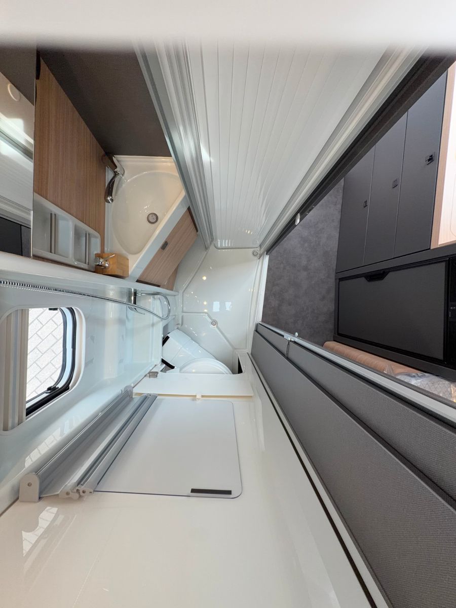 Fahrzeugabbildung Malibu Van diversity GT skyview 640 LE K