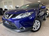 Nissan Qashqai Acenta Automatik Pano. Leder AHK. - Nissan Qashqai mit Diesel-Antrieb: Acenta