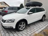 Volkswagen Passat Alltrack DSG 4MOT AHK 8FACH STANDHEIZUNG - gebrauchte VW Passat Alltrack aus dem Jahr 2013