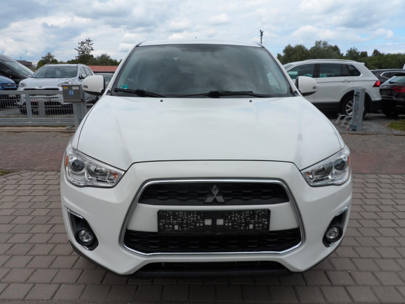 Mitsubishi ASX 1.8D Edition 2WD 1 Hand/TÜV & Service NEU