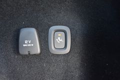 Fahrzeugabbildung Volvo V60 Cross Country D4 AWD Autom Pro*FSHZG*ACC*AHK