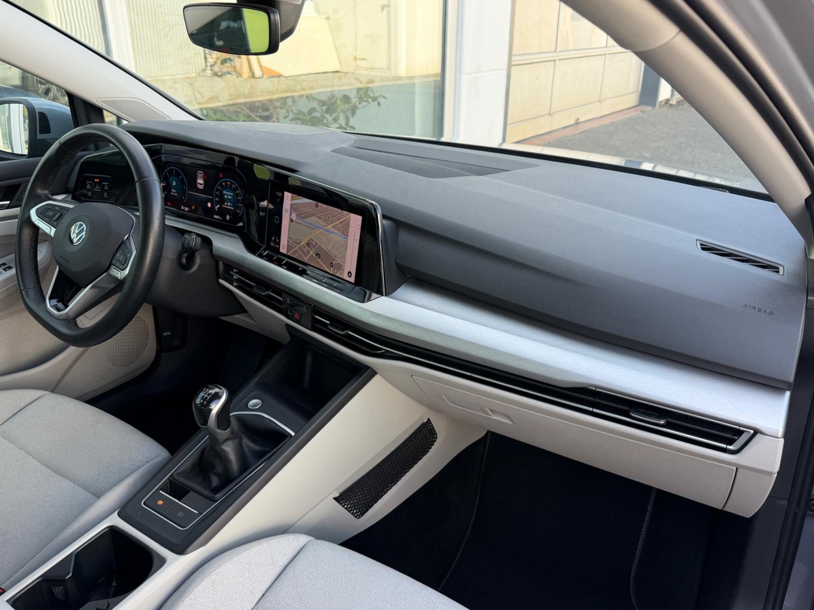 Volkswagen Golf VIII Lim. Life LED/Navi/Kamera/SitzHz/ACC, миниатюра 7