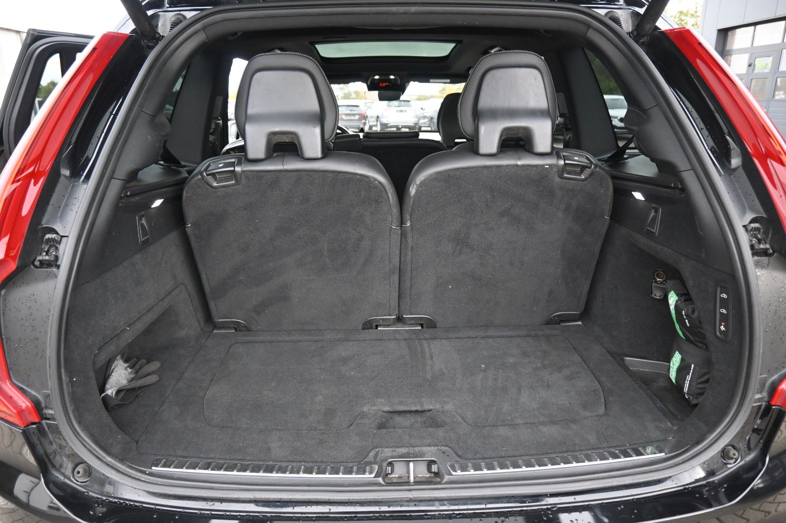 Fahrzeugabbildung Volvo XC90 D5 AWD*R Design*LUFT*PANO*7Si*LED