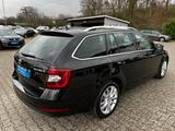 Skoda Octavia Combi Style 1.5 CNG G-TEC LED ACC AHK... - Skoda Octavia mit CNG-Antrieb: Navigationssystem