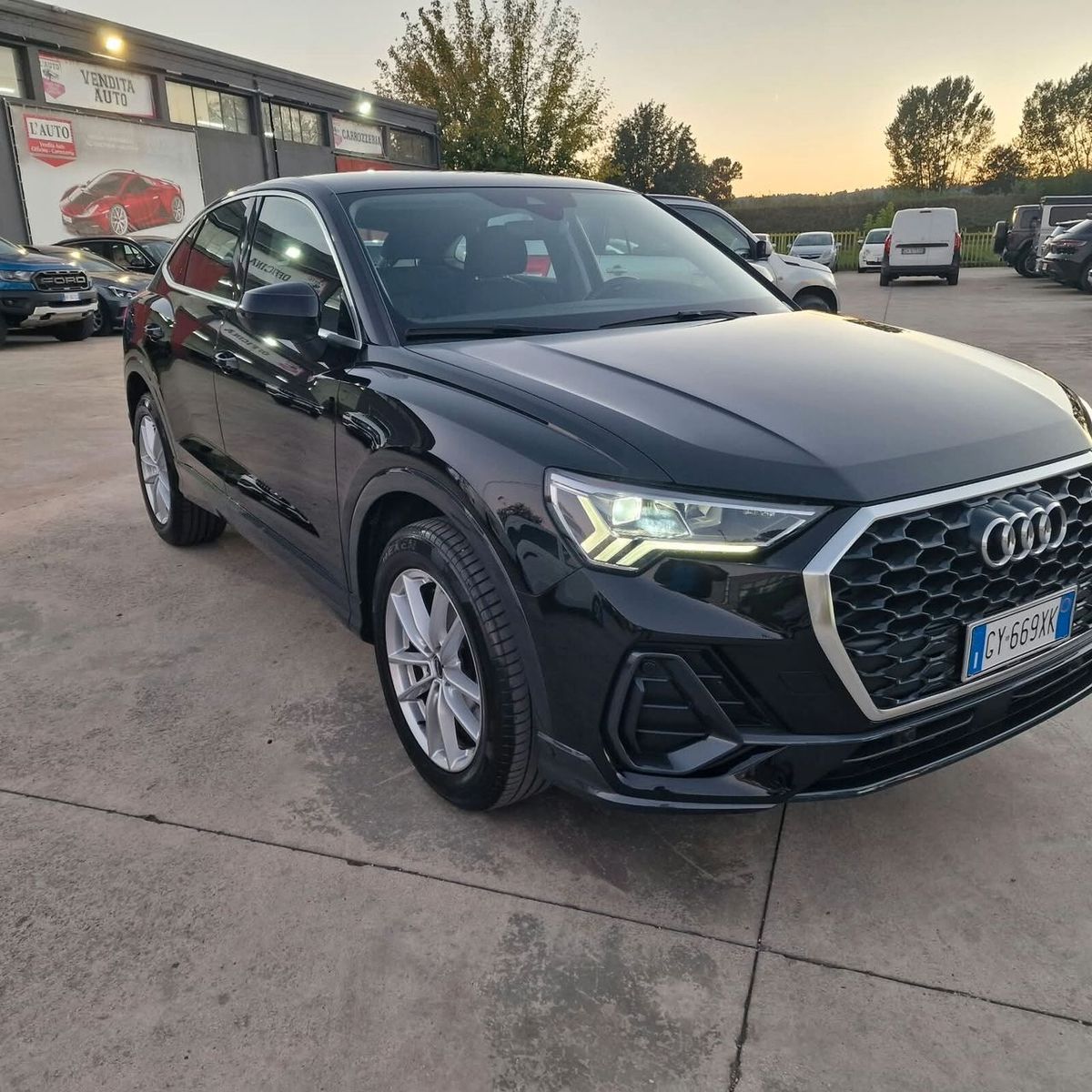 Audi Q3 SPB 35 TFSI Business Plus DA VETRINA imagem 3