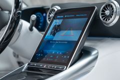 SL 680 Maybach Monogram Series WHITE/WHITE