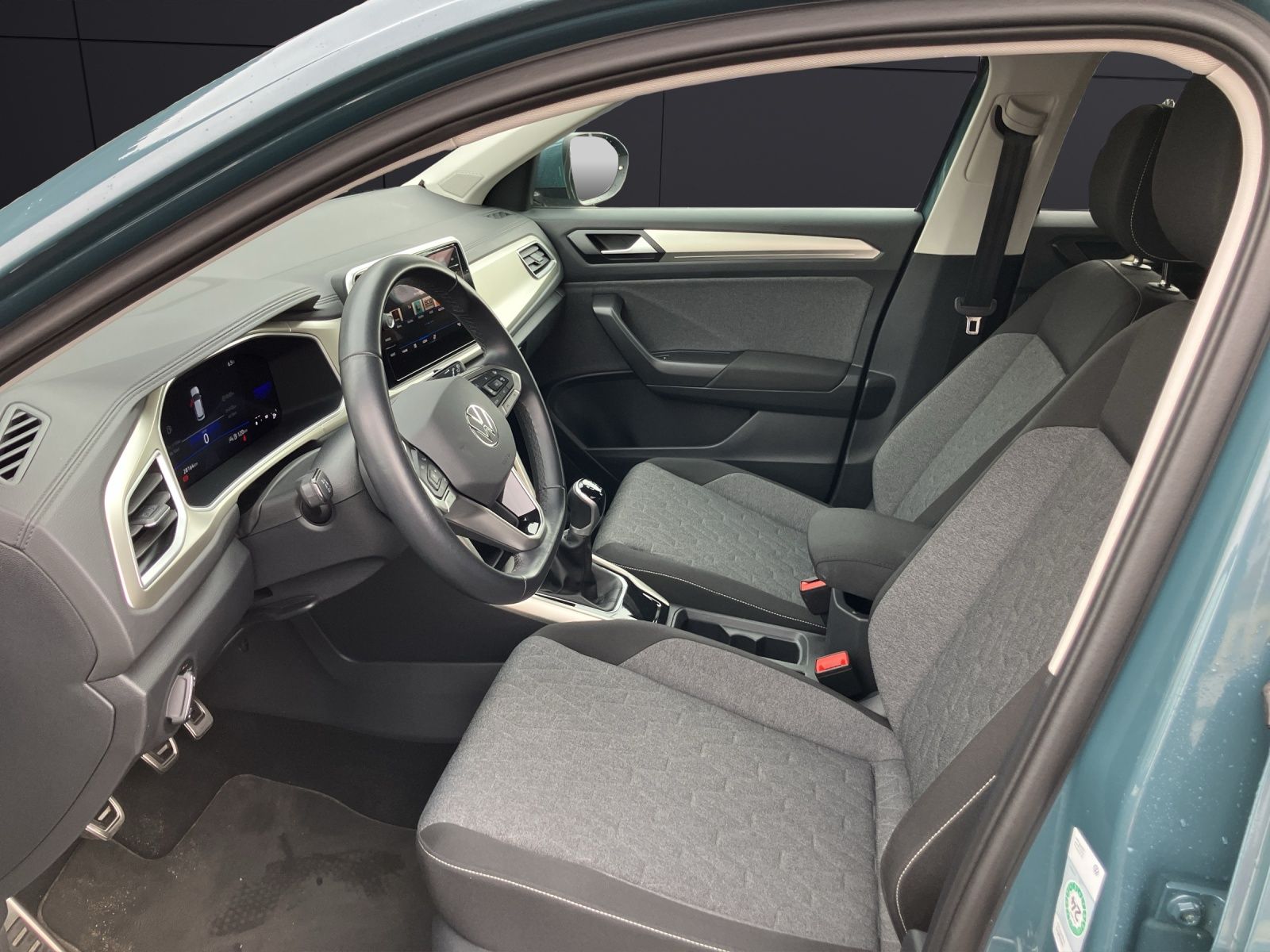 Fahrzeugabbildung Volkswagen T-Roc 1.0 TSI Move LEDplus AHK Navi AID ACC RFK