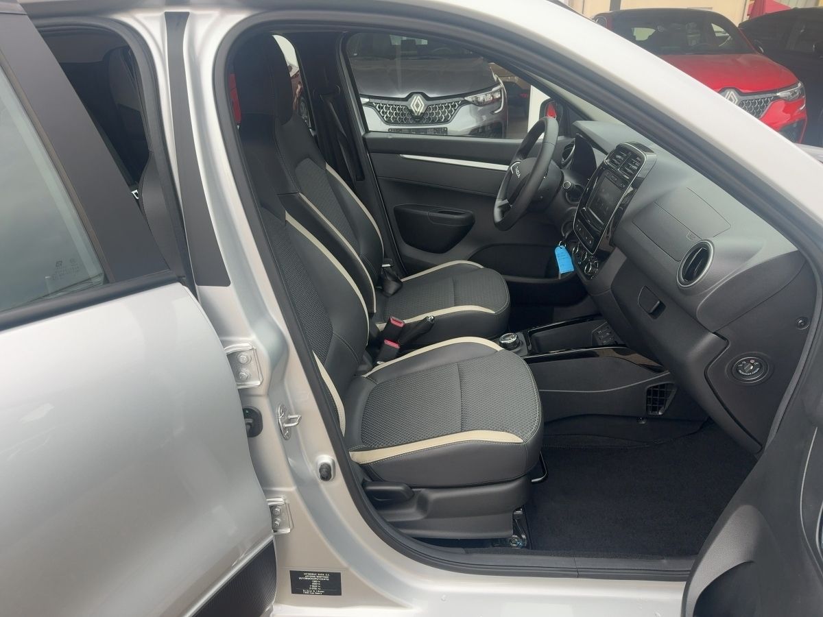 Fahrzeugabbildung Dacia Spring Expression 45 CCS Kamera Navi Klima