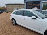 Audi A4 Avant basis ultra - : Weiß, Freisprecheinrichtung
