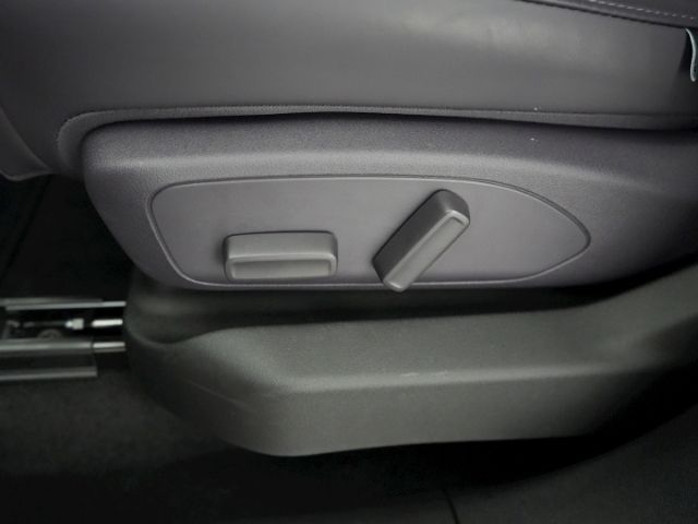 C10 REEV DESIGN 28,4kWh+NAVI+360° KAMERA+LED-SCH