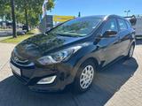 Hyundai i30 CW Trend 1.6 GDI Klimaaut. Navi TV 1-Hand - Hyundai i30: 1.6