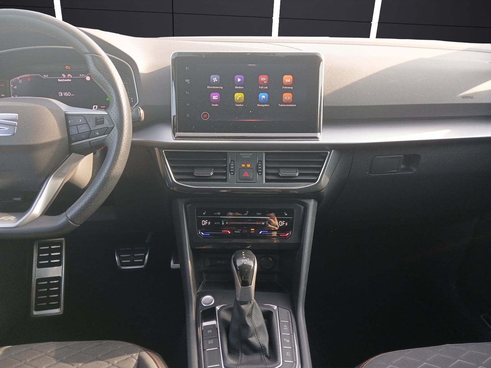 Fahrzeugabbildung SEAT Tarraco TDI FR-Line DSG 4Drive LED AHK Navi AID