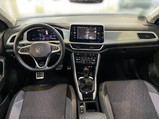 Fahrzeugabbildung Volkswagen T-Roc 1.5 TSI DSG GOAL NAV STANDHEIZUNG AHK GJR