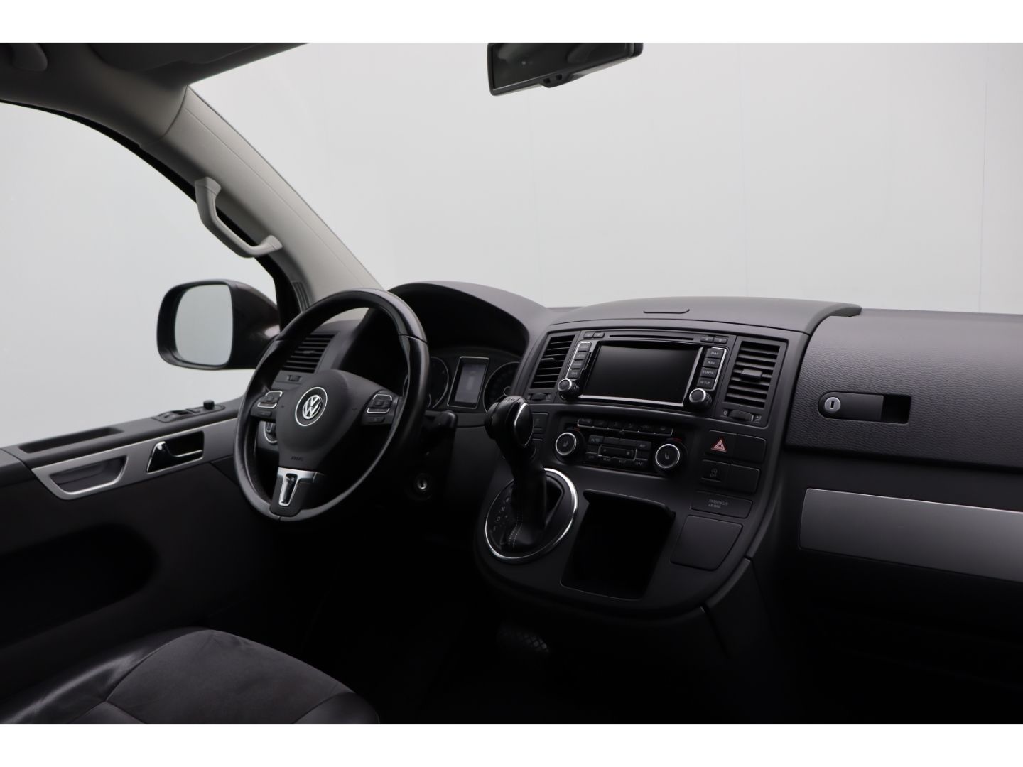 Fahrzeugabbildung Volkswagen T5 Multivan Bus Life lang AHK Bi-Xenon Standheiz