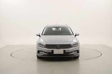 Volkswagen Passat - 2