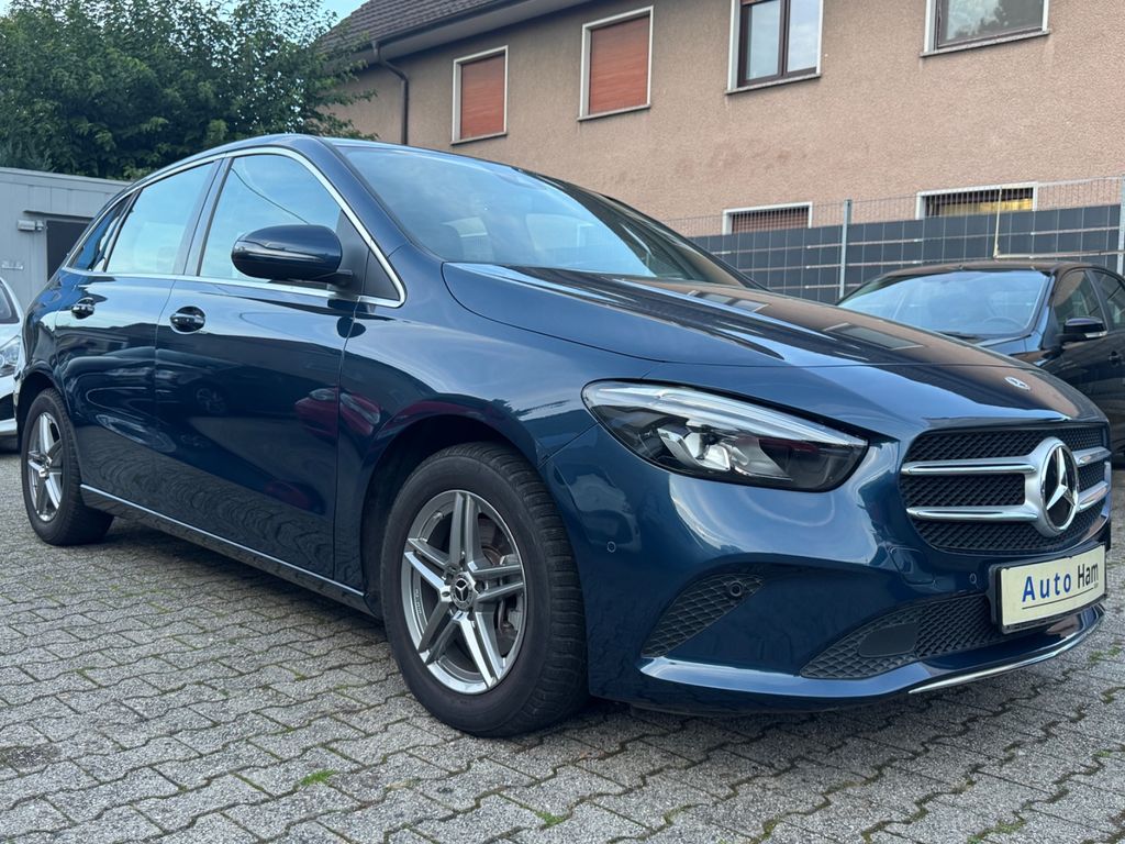 Image of Mercedes-Benz B 200