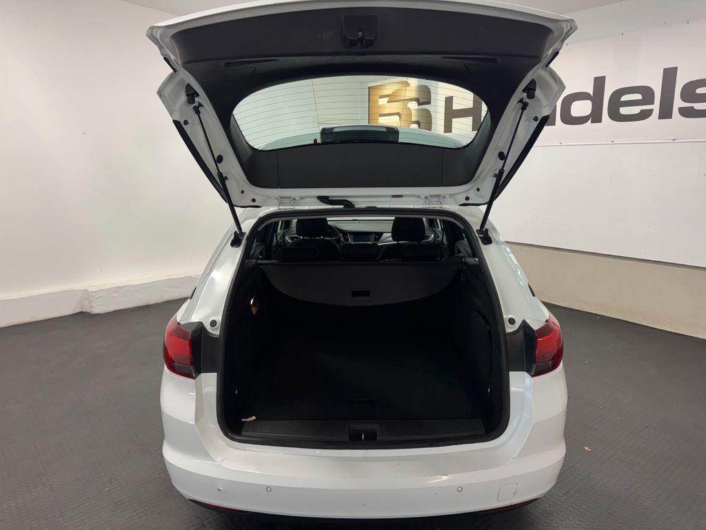 OPEL Astra K Sports Tourer Business *DAB*NAVI*PDC*AHK OPEL Astra K Sports Tourer Business *DAB*NAVI*PDC*AHK