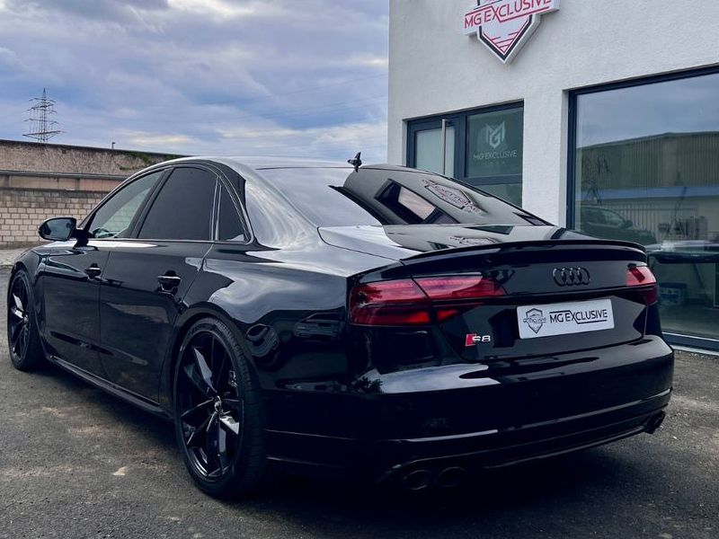 Fahrzeugabbildung Audi S8 4.0 TFSI quattro plus