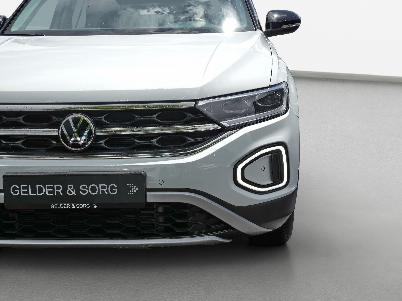 Volkswagen T-Roc - Bild 12