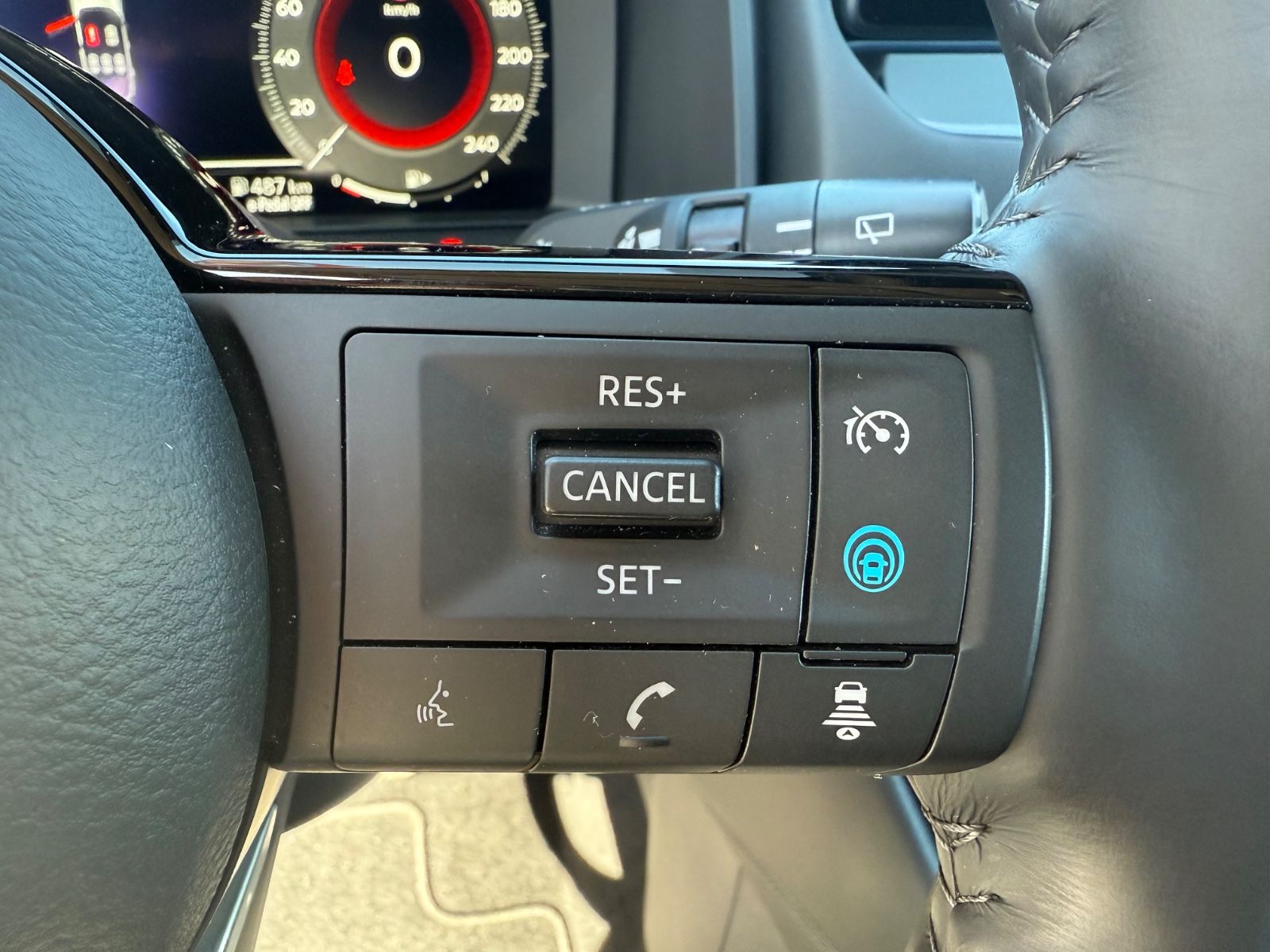 Fahrzeugabbildung Nissan Qashqai N-Connecta e-Power - nur 12.350 km !!!!