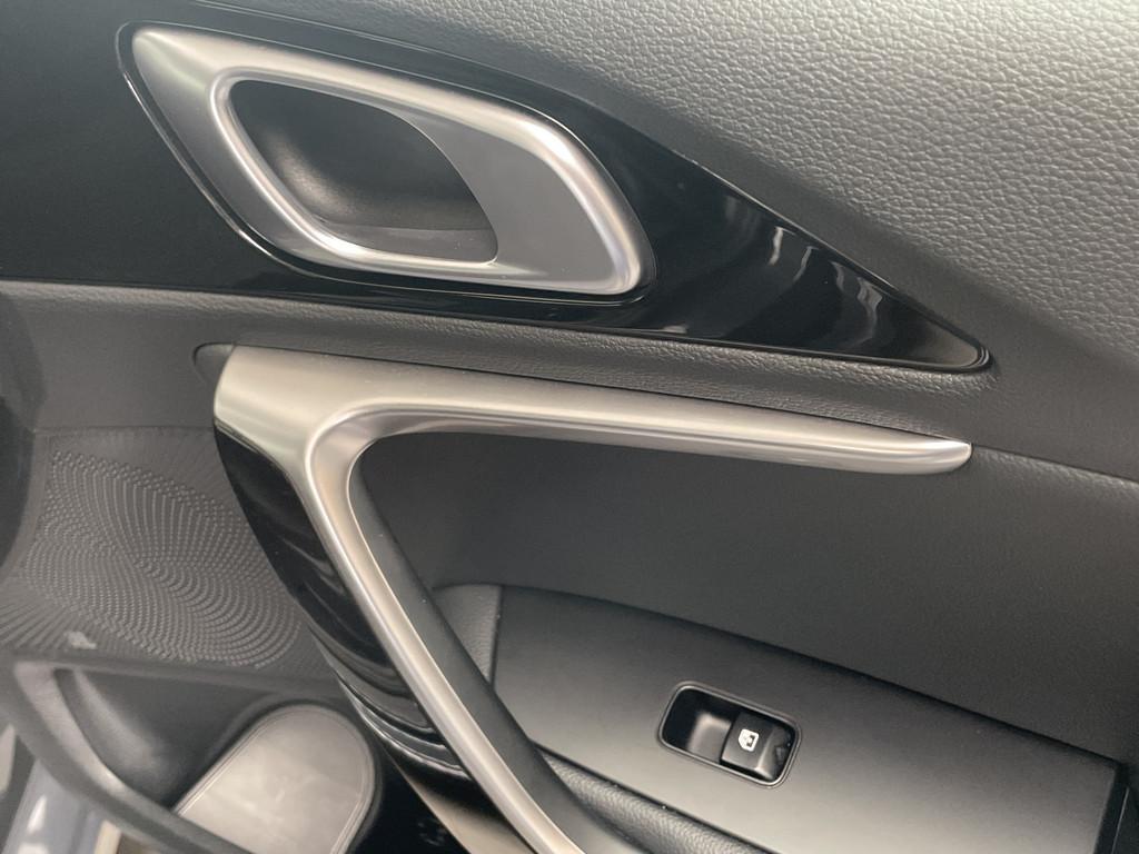 Kia Ceed SW 1.5 T-GDI DCT Spirit
