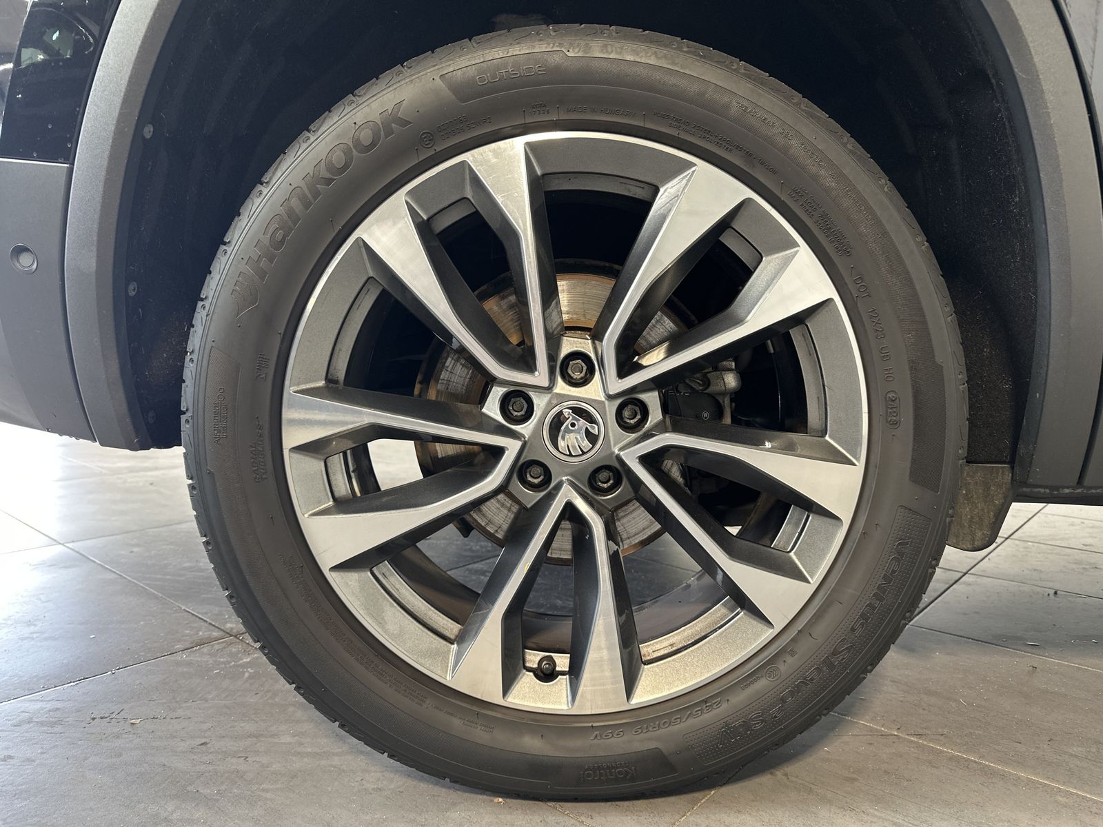 Fahrzeugabbildung SKODA Kodiaq 2.0 TDI DSG Tour NAV+LED+KAMERA+ACC+19ZO