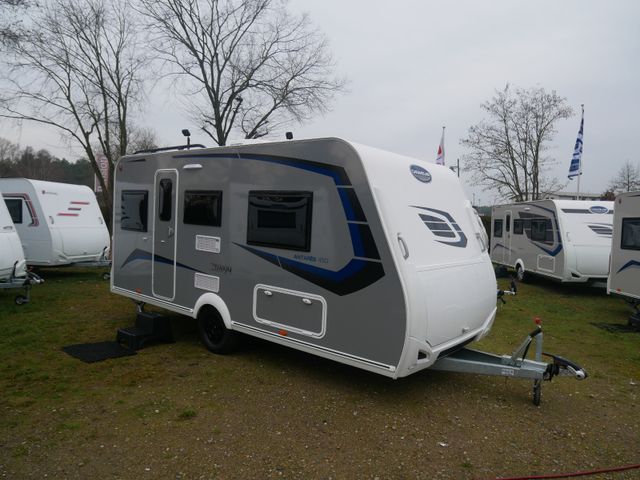 Caravelair 450 Antares Titanium + Dachklima