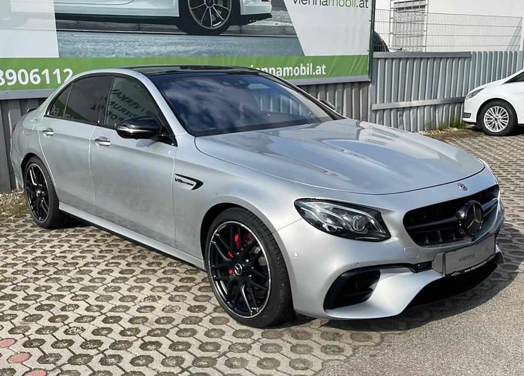 Image of Mercedes-Benz E 63 AMG