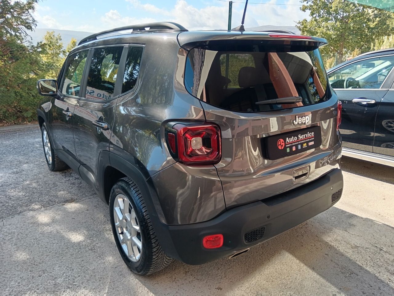 Jeep Renegade 1.6 MJT 130CV LIMITED FULL LED imagem 3