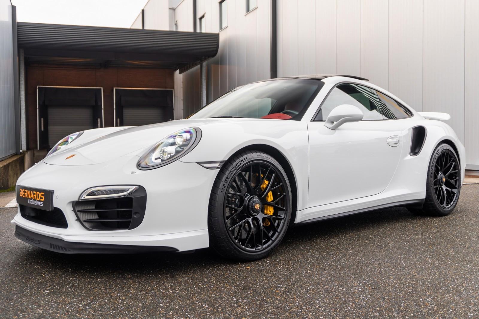 Porsche 991 Turbo S - Pure White - Burmester - Carbon