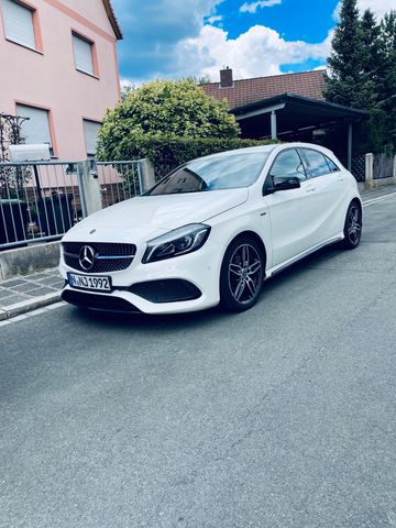 MERCEDES-BENZ A 180 -