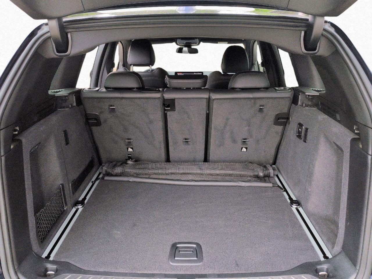 BMW X3 M40d AdLED LiveProf DA SportSi Kam MEM HK 21"