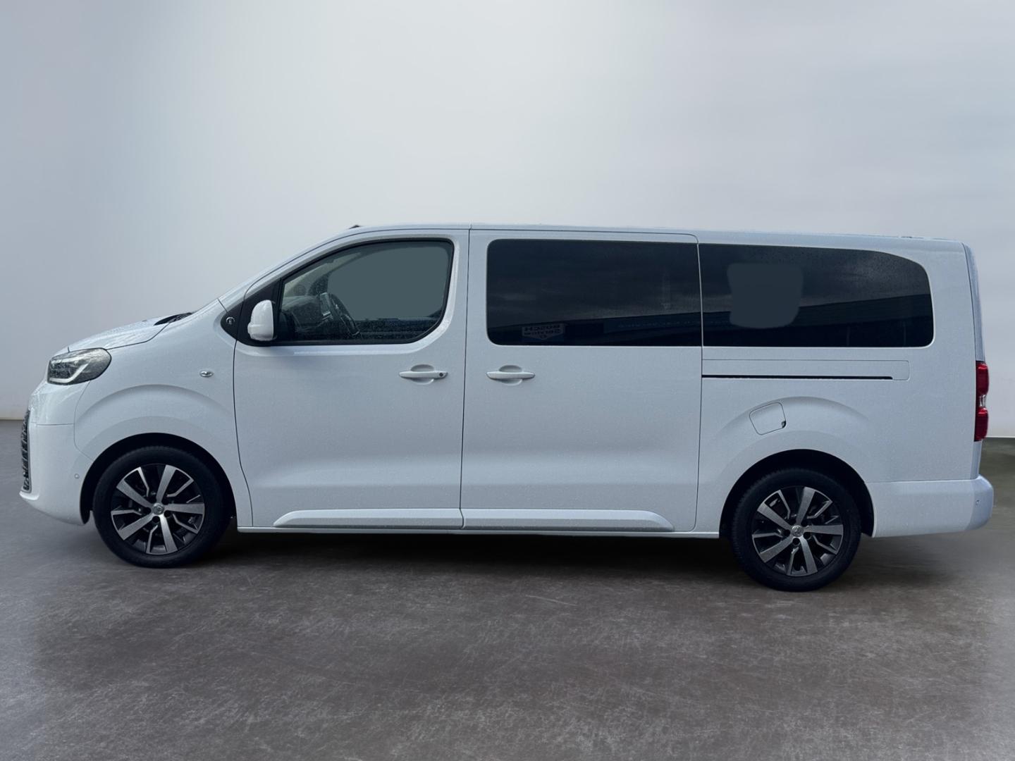 Toyota Proace Verso 2.0 D-4D L2 Team D *LED*ACC*CAM*Nav