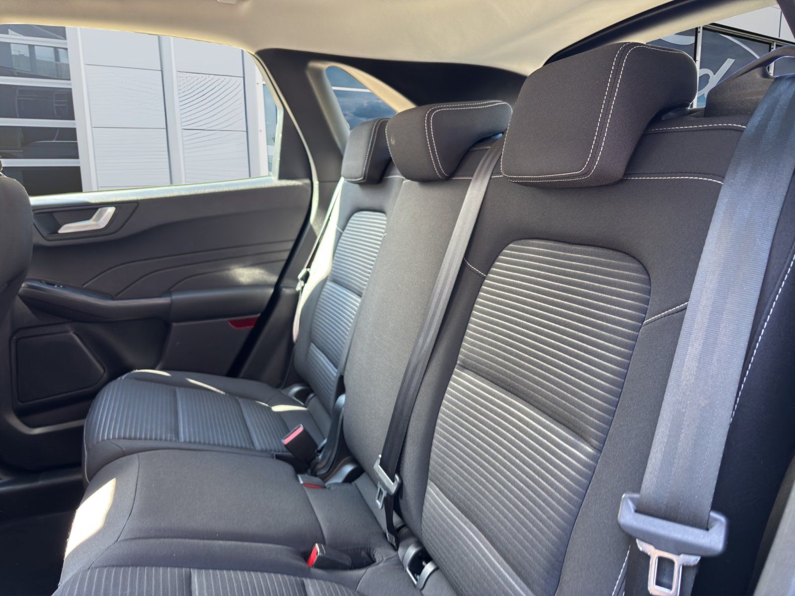 Fahrzeugabbildung Ford Kuga 2.5 PHEV Plug-In Hybrid Titanium